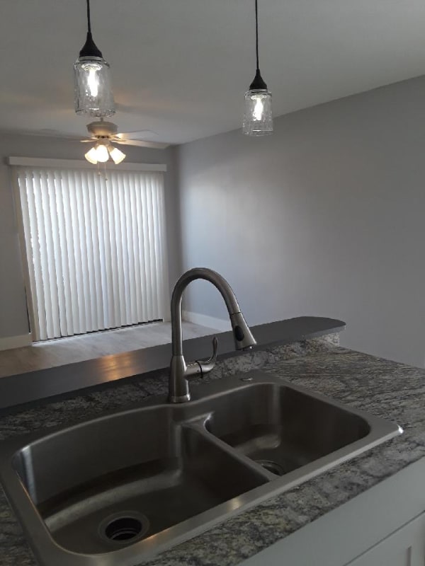 Photo - 8800 Bardmoor Blvd