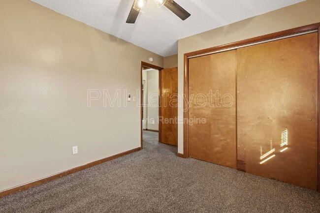 Photo - 30 W Oxford St