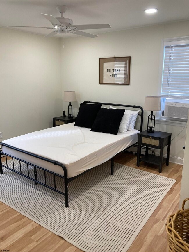 Photo - 271 38th St S