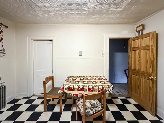 Photo - 164 Griffith St Unit 2