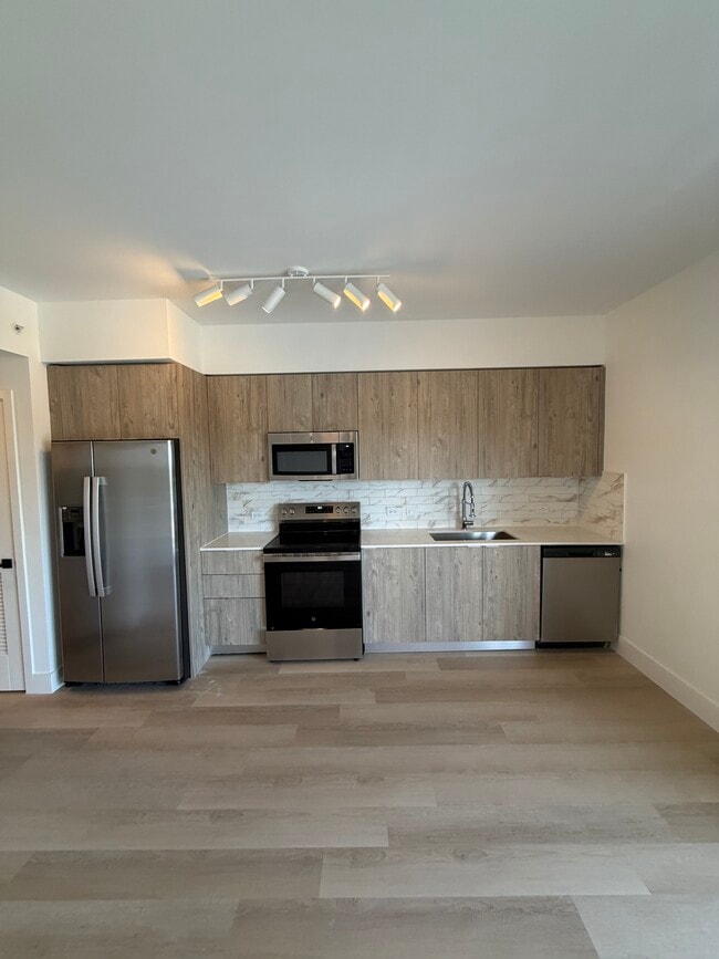Photo - 406 N 20th Ave Unit S12