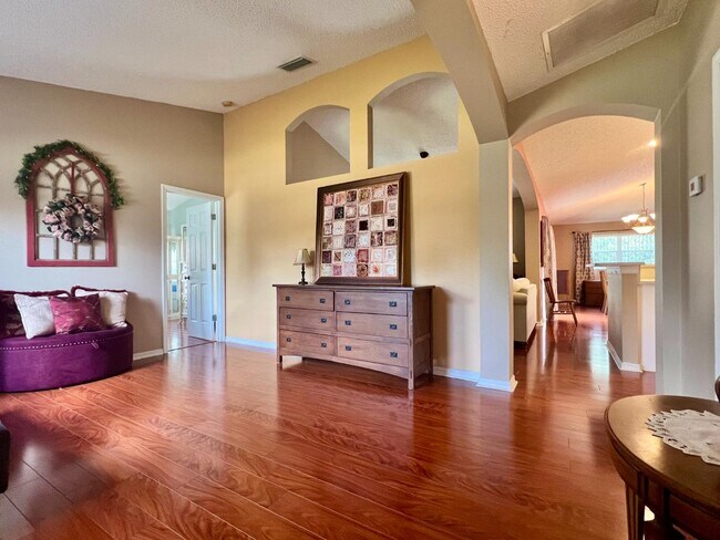 Photo - 2810 Beaver Dr