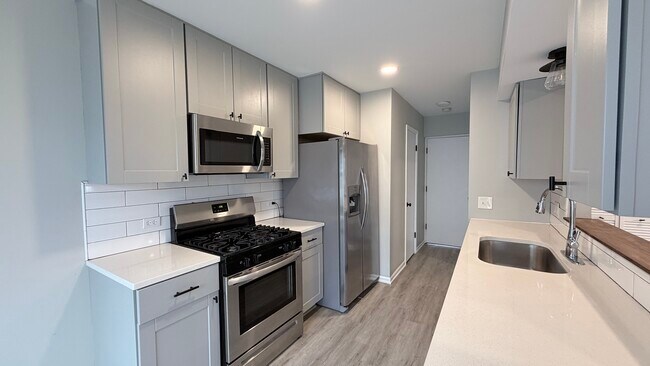 Photo - 721 Sunfish Pt