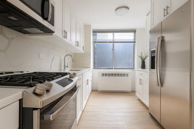 Photo - 1735 York Ave Unit 12G