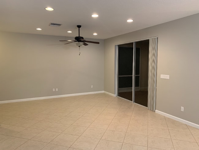 Photo - 6078 SE Split Oak Trail