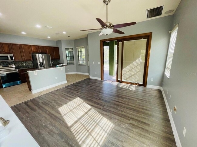 Photo - 10802 Willow Ridge Loop