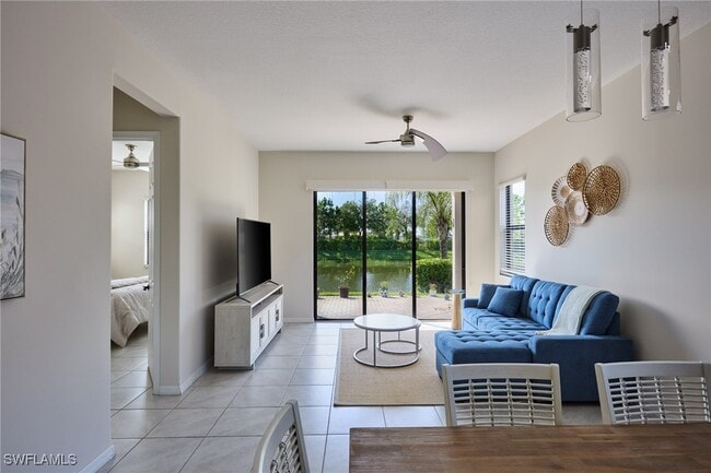 Building Photo - 5563 Useppa Dr