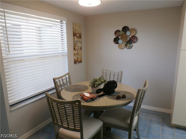 Photo - 12150 Kelly Sands Way Unidad 619