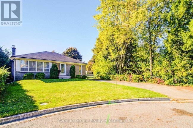 Photo - 306 Wenlock Ave