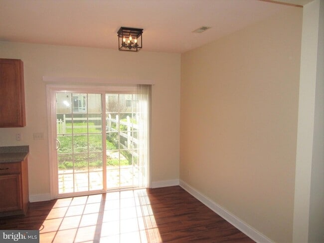 Photo - 181 Gillespie Ave
