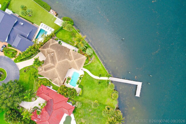 2435 Snook Trail
