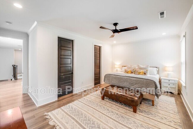 Photo - 1613 N McDowell St