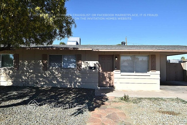 Building Photo - 2226 W Sierra St