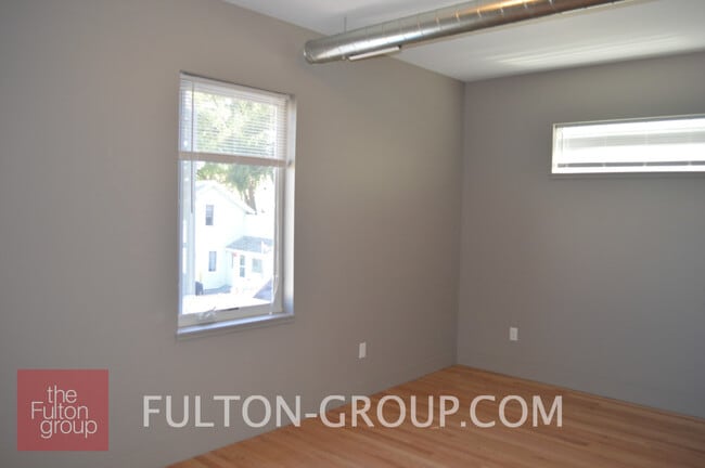 Photo - 457 4th St NW