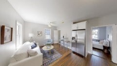 Building Photo - 836 Canterbury St Unit 1R