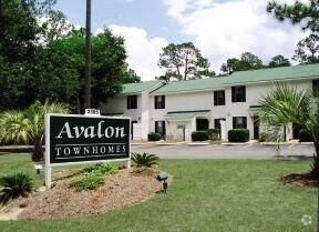 Building Photo - Avalon Townhomes