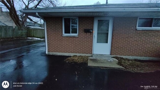 Photo - 722 Morse Ave Unit F