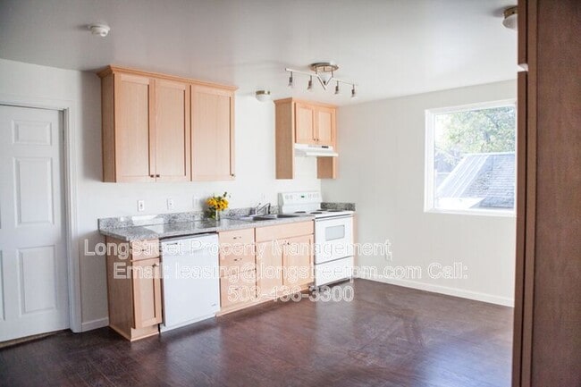 Photo - 4848 SE Bybee Blvd