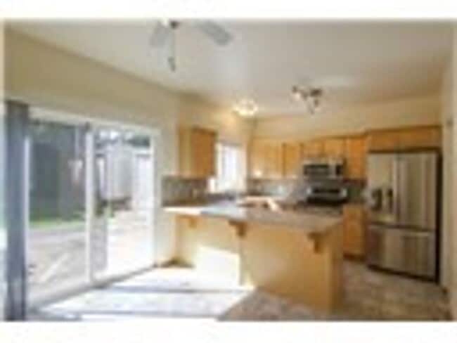 Photo - Great Port Angeles Location