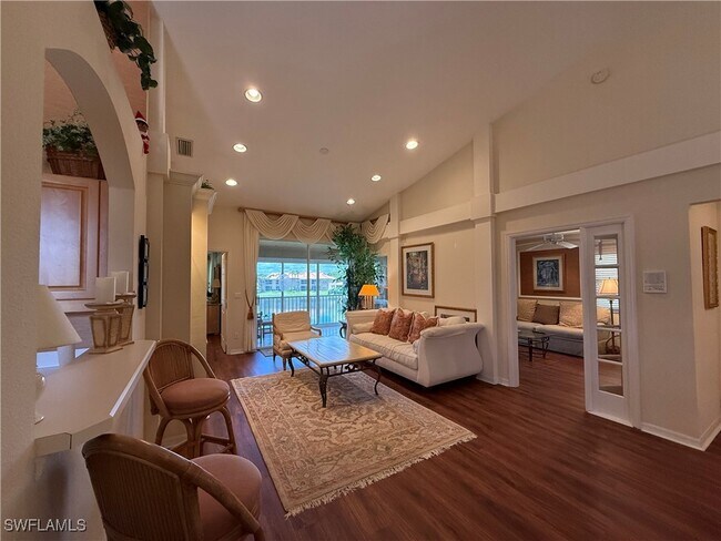 Photo - 6580 Huntington Lakes Cir Unidad 202
