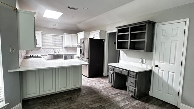 Photo - 4618 Bishops Castle Dr