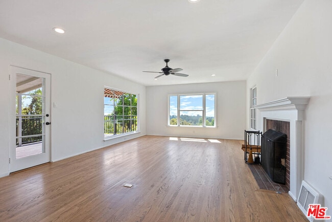 Photo - 214 Sequoia Dr