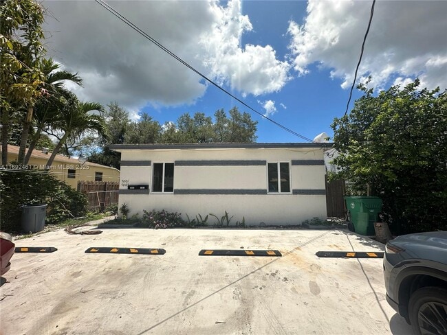Building Photo - 7003 NW 6th Ave Unit 7003