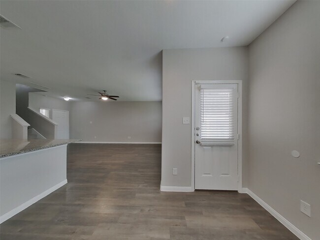 Photo - 17530 Greystanes Rd