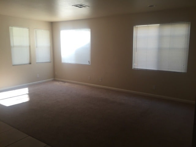 Building Photo - 2366 S Rock Creek Dr