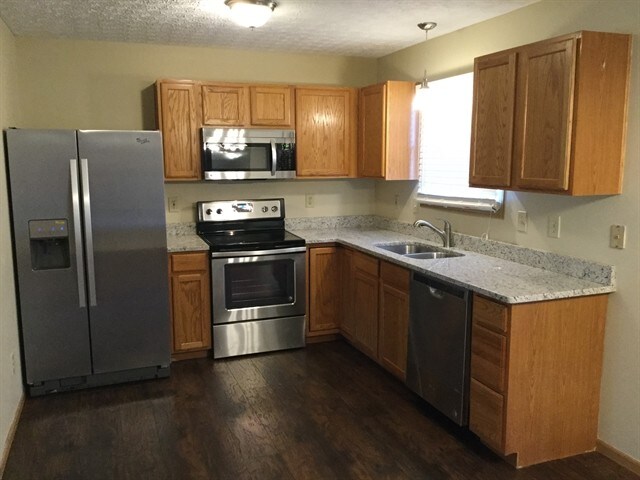 Photo - 383 Wheatfield Dr