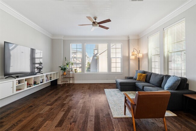 Photo - 6759 Highclere Manor Ln