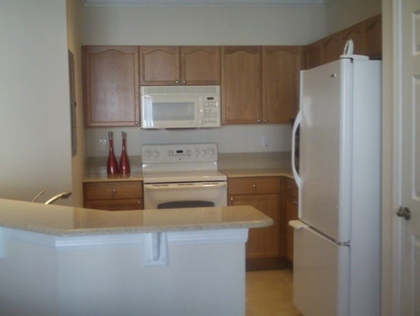 Building Photo - READY TO MOVE IN 2 BEDROOM 2 BATH CONDO IN WINDERMERE Unit 202-719