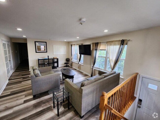 Building Photo - 0 bedroom in Newark NJ 07103 Rental