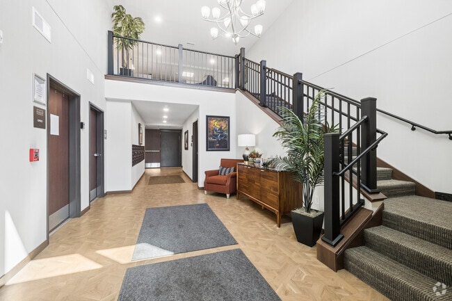 Lobby - Chisago Lake Apartments