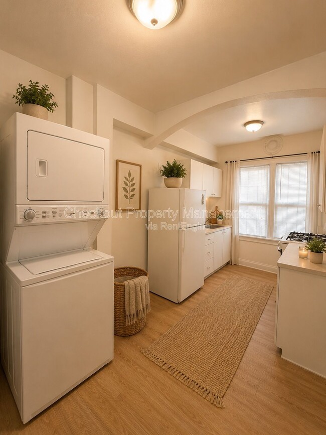 Photo - 7340 Forsyth Blvd Unit 307