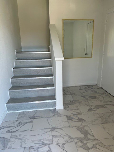 Photo - 2005 McMullen Ave