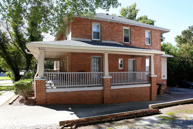 Photo - 1222 W Market St Unit 1222-A