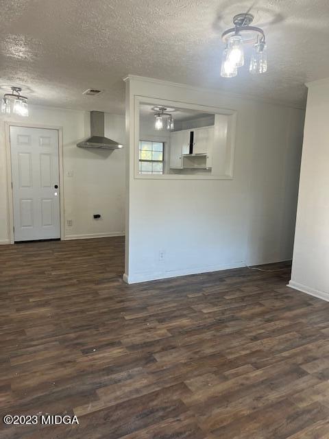 Photo - 2427 Vivian Dr