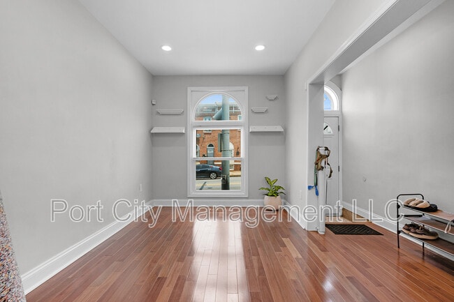 Photo - 2815 Orleans St