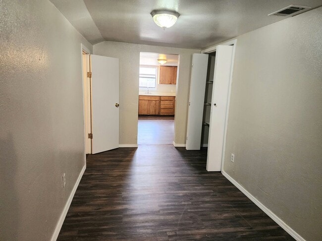 Photo - 905/907 N Ave K - duplex