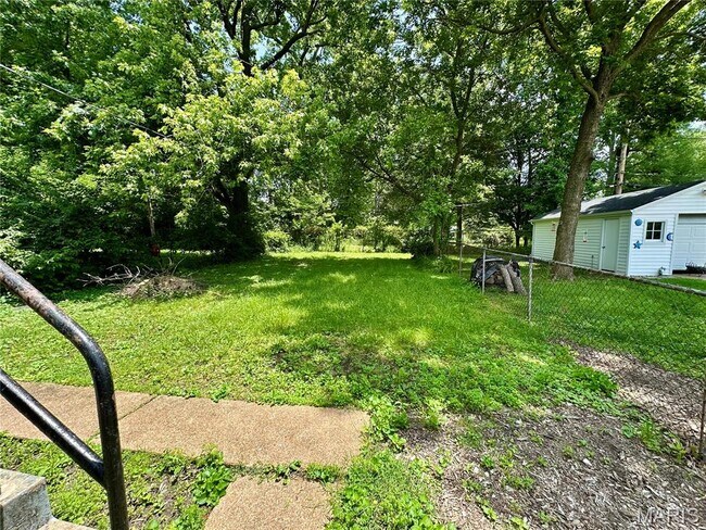 Photo - 1422 Tamerton Ave