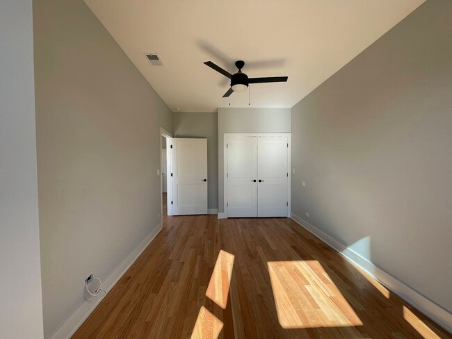 Photo - 1730 W 18th St