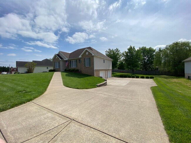 Photo - 3672 Fieldstone Dr House
