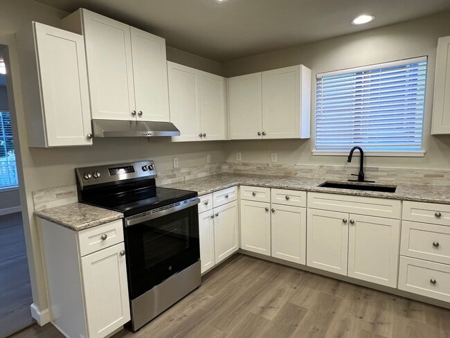 Photo - NEWLY REMODELED! 3+ bed, 1.5 bath, a/c, d/...