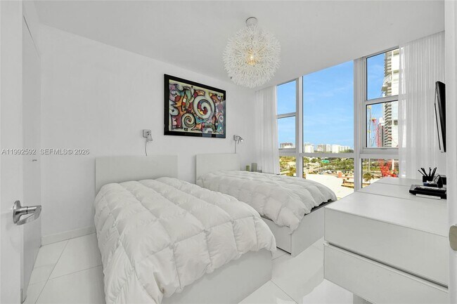 Photo - 18201 Collins Ave Unit 1002