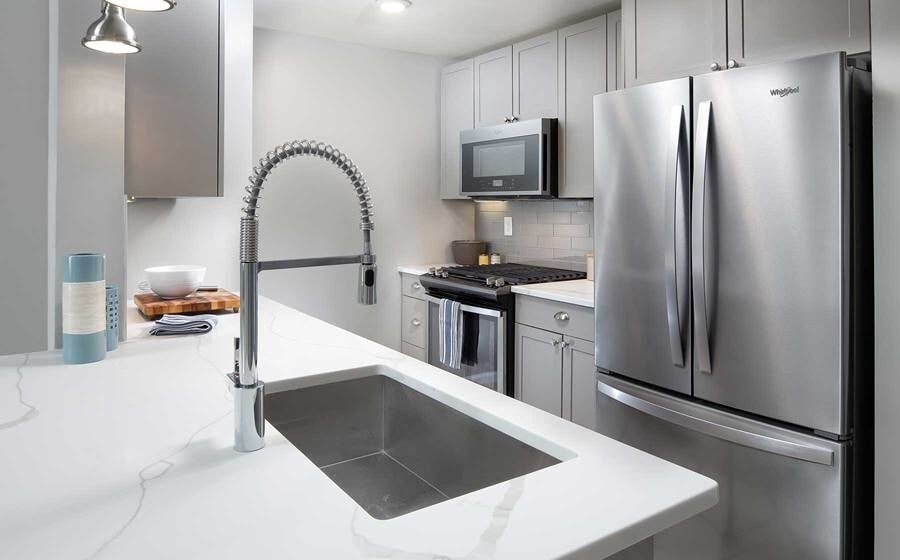 Photo - 99 Needham St Unidad 1410