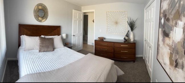 Photo - 426 Laverne Dr