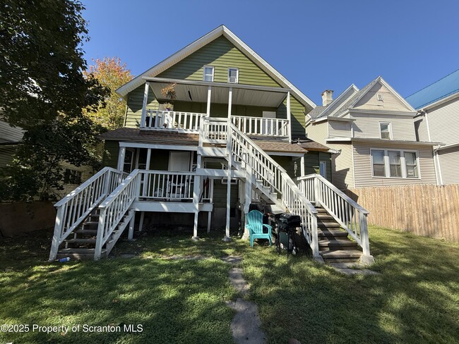 Photo - 714-714 N Main Ave