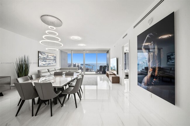 Building Photo - 300 Biscayne Blvd Way Unit 3803 Rental