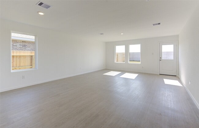 Photo - 26627 Pampas Grass Ln